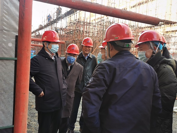 2、aitiyu爱体育官方在线入口-aitiyu爱体育(中国)
领导与华能集团领导交流清水混凝土框架工艺.jpg
