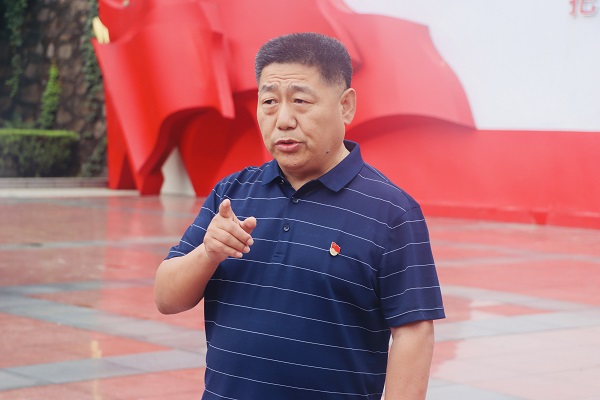 1、aitiyu爱体育官方在线入口-aitiyu爱体育(中国)
党委书记张会民为大家阐释“大别山精神”.jpg