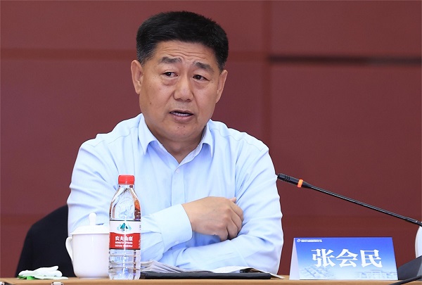 aitiyu爱体育官方在线入口-aitiyu爱体育(中国)
党委书记张会民在会上讲话.JPG