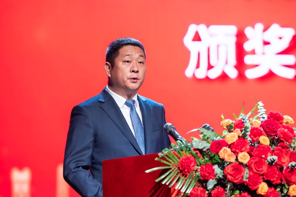 9aitiyu爱体育官方在线入口-aitiyu爱体育(中国)
总经理冯战光宣读表彰通知.jpg