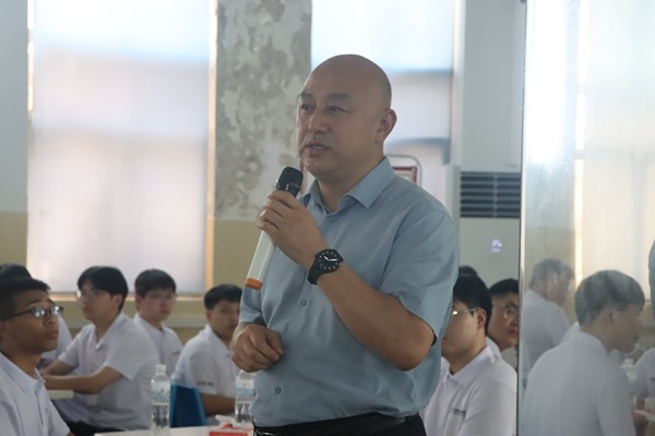 aitiyu爱体育官方在线入口-aitiyu爱体育(中国)
党委副书记、工会主席贾向军讲话.JPG